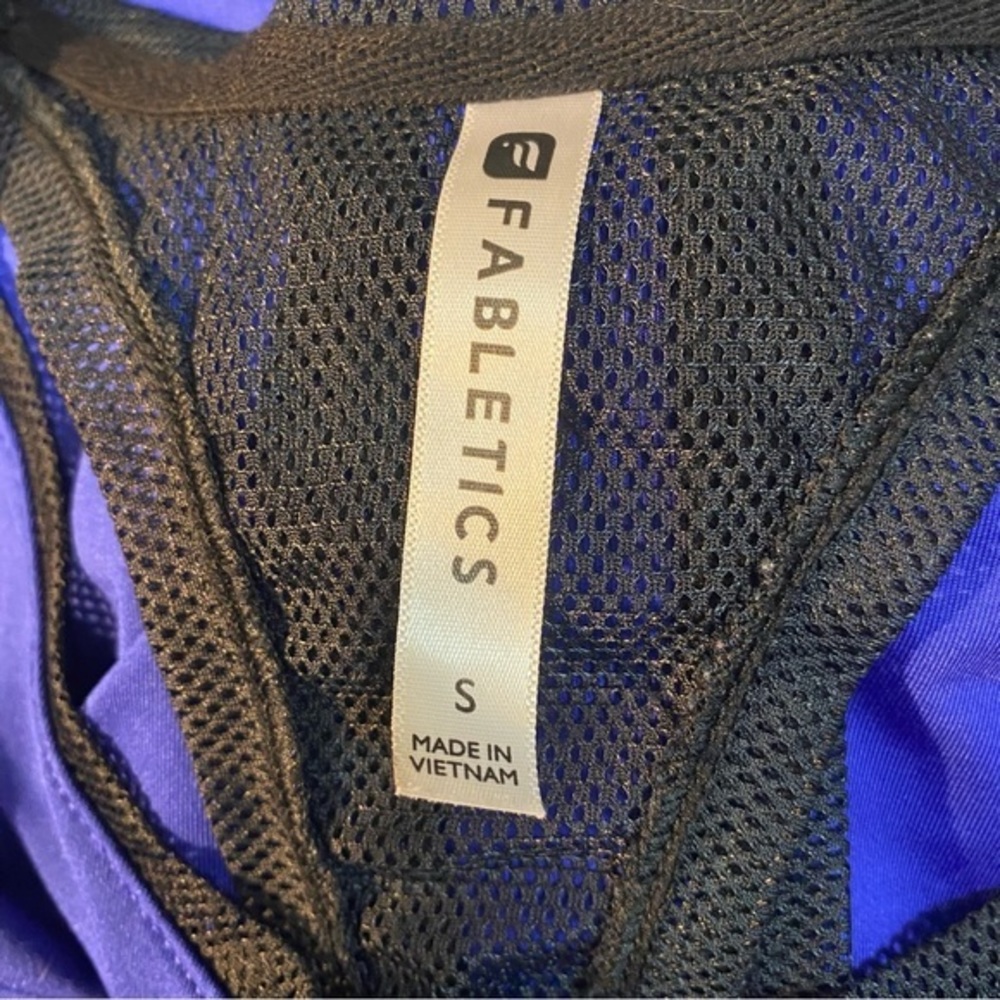 Fabletics Mosa Blue Black Racerback‎ Tank - Picture 8 of 8